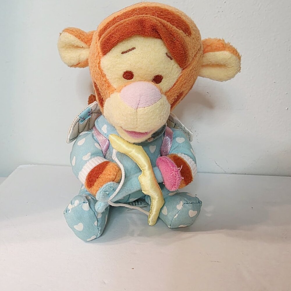 Vtg Fisher Price 2003 Disney Pooh Babies Cuddly Cupid Hearts Angel Tigger Plush
